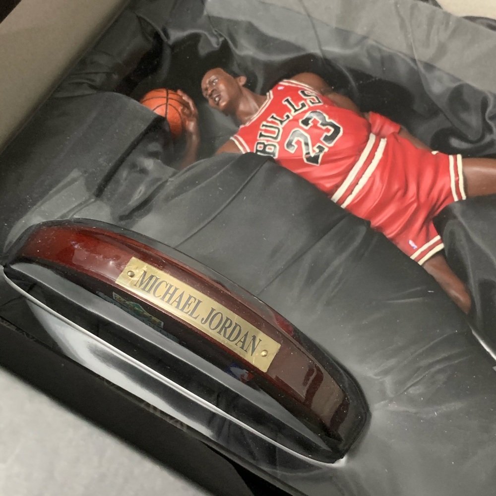 Michael Jordan Upper Deck Historical Beginnings - image 6